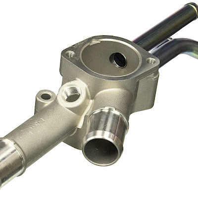 Toma De Termostato- Hyundai Tucson 06- 2.0